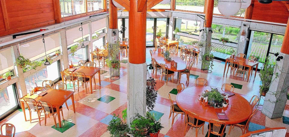 道の駅 あぐり窪川レストラン風人内観