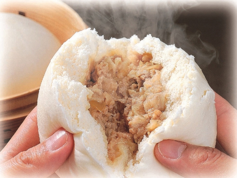 道の駅あぐり窪川　自社加工品「具だくさん豚まん」